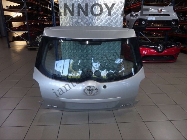 ΚΑΠΟ ΠΙΣΩ ΜΕ ΑΕΡΟΤΟΜΗ ΑΣΗΜΙ TOYOTA AURIS 3-5ΘΥΡΟ 2007 - 2010