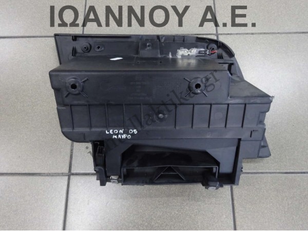 ΝΤΟΥΛΑΠΑΚΙ ΤΑΜΠΛΟ ΜΑΥΡΟ 1P1857103A SEAT LEON 2005 - 2010